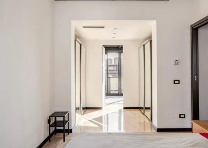 3 Bedrooms With Terrace Close To The Center